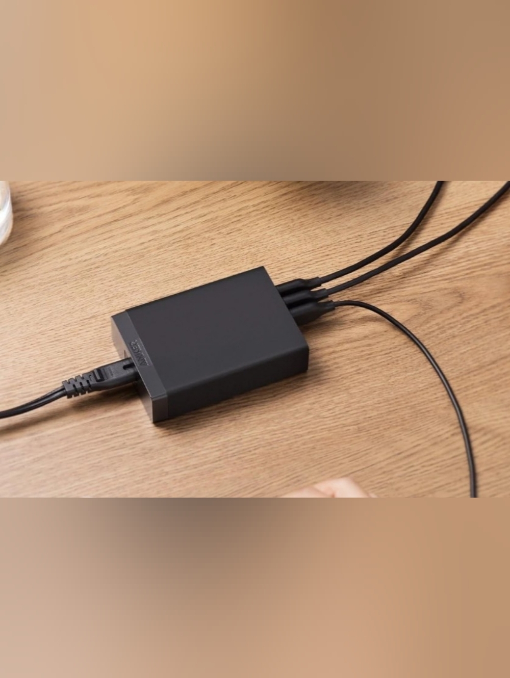 Anker Portable PowerPoint Charger - Picture 3 of 8